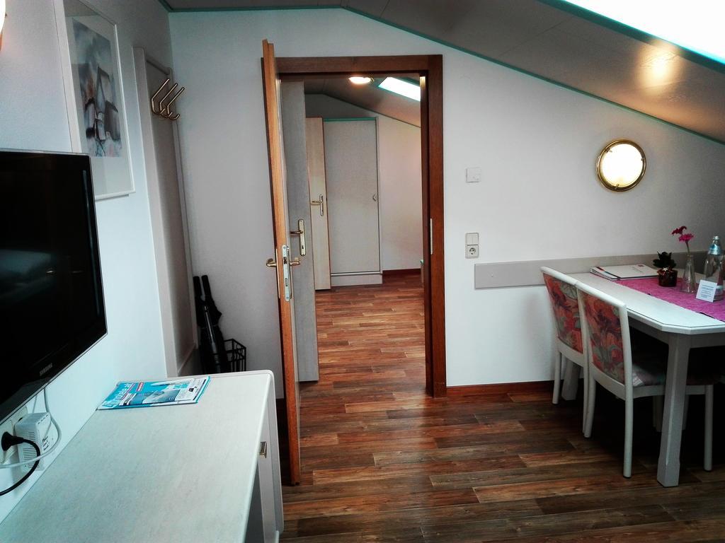 Haus Monika Apartment เอิทซ์ ภายนอก รูปภาพ